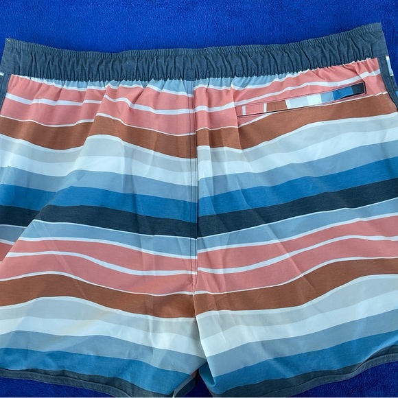 Sonoma Men’s Swimsuit Trunks XXL NWOT - Picture 2 of 5